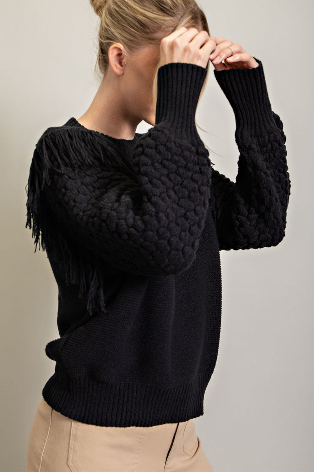 FRINGE KNITTED SWEATER TOP