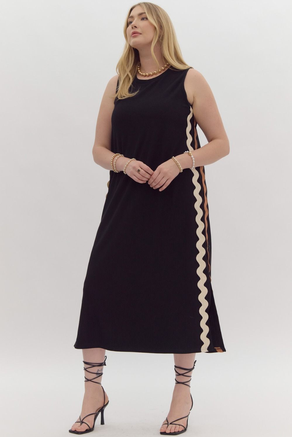 Curvy Solid Black Midi