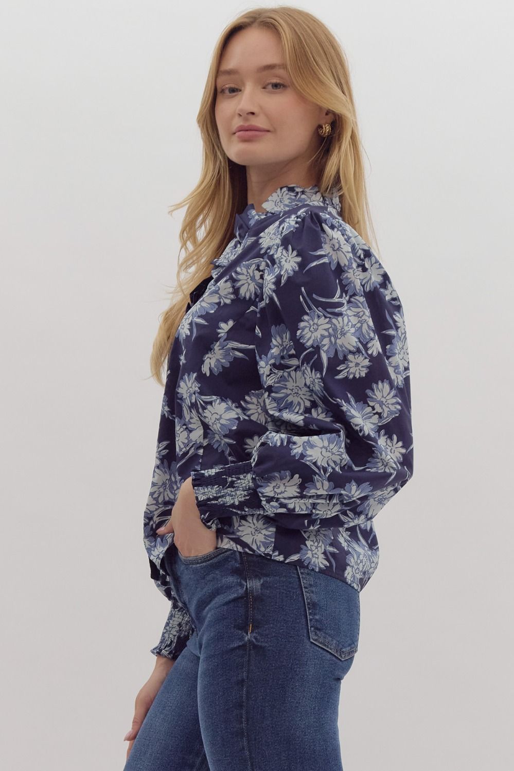 NAVY FLORAL TOP